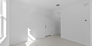 4404 Longwood Lake Square Gallery 9