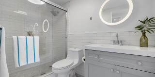 3000 Holiday Drive Gallery 21