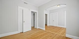 522 North Street Gallery 28