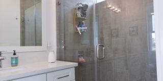 Beautifully updated long term unfurnished rental in the heart of Imperial Beach! Gallery 21
