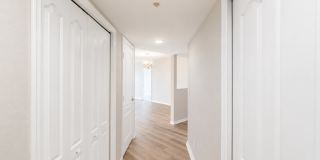 Elegance and Beachfront Condo Living Gallery 22