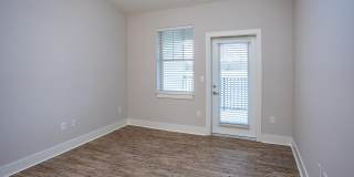 Farragut Junction Apartments Gallery 29