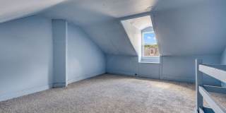 Newly Renovated 3 Bedroom, 1 Bathroom Townhouse Gallery 15