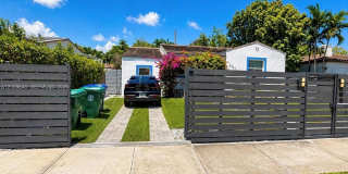 2425 SW 21st Ter Gallery 11