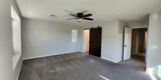 Beautifully renovated, cul-de-sac, Mesa Park adjacent home in Summerlin. Gallery 58