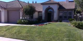 Beautiful 3 Bedroom 2 Bath home with bonus room in the Clovis North High area. Gallery 1