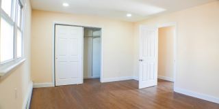 300 CATOR AVE Gallery 12