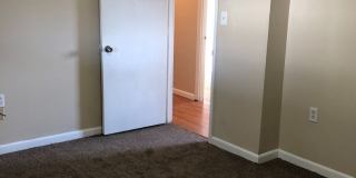 4 Bed 1 Bath Home | Pet Friendly | Washer Dryer Hook Ups | Section 8 Welcome Gallery 11