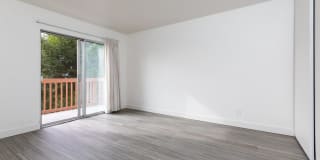 Garden Hill Apartments Gallery 43