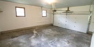 Remodeled 4 Bed and 3 Bath Home Gallery 26