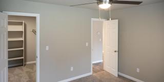 Sierra Oaks Apartments Gallery 59