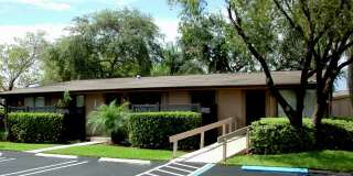Park Lake Apartments Gallery 2