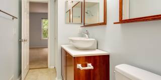 21 FERGUSON Court Gallery 25