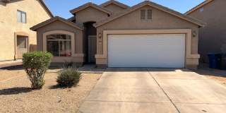 3/2 Single story Avondale Home *Custom Paint* & Carpet in Beds Only! Gallery 1