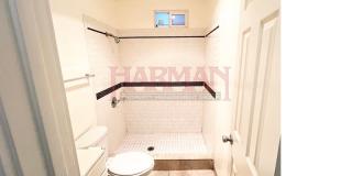 1105 South State Street - 18 Gallery 11