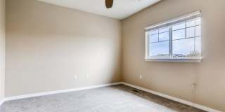 Stonegate Townhouse w/ 3 br/3 1/2 baths!! Gallery 11