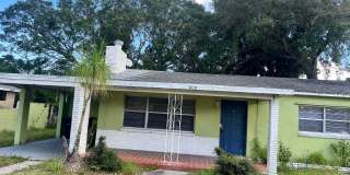 2 BEDROOM 1 BATH SINGLE FAMILY HOME WITH A SEPARATE DEN (POSSIBLE 3RD BEDROOM) Gallery 1