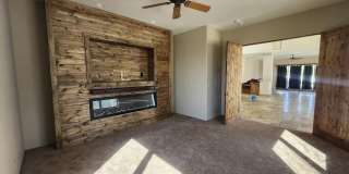 40612 N 28TH Street Gallery 28
