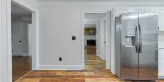 61 Powers Ferry Manor SE Gallery 6