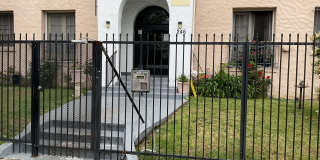 246 S Kenmore Ave Gallery 2