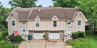 Newly Updated 3 Bed/2 Bath Duplex in Blue Valley with Fenced Yard, Large Deck & Attached 2-Car Garage in Overland Park Gallery 3