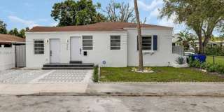 Stunning single-family home featuring 3 bedrooms/ 2 full bathrooms Gallery 1