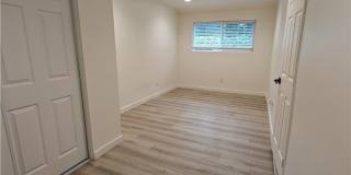 200 E Phillips St Gallery 9