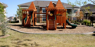 Affordable Housing - Cypress Creek on Jason Avenue Gallery 23