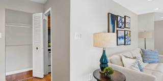 Lerner Surrey Square Apartments Gallery 10