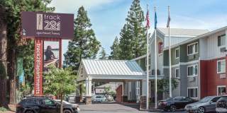 Track 281 Track 281 Gallery 46