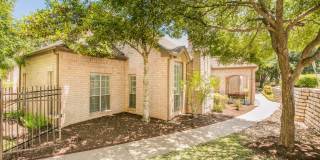 Sunrise Bluffs Apartment Homes Gallery 15