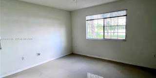 5061 Wiles Rd Gallery 11