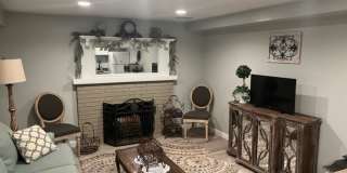 Beautiful apartment close to trails Gallery 3