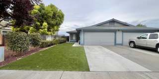 3 Bedroom 2 Bath Duplex for Rent! Gallery 1