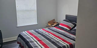 -- -- Gallery 22