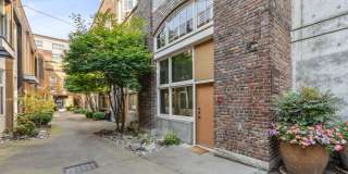 Alley South Lake Union Gallery 29