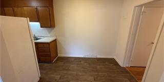 1608 W Northwest Boulevard Gallery 3