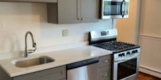 Lovely Brighton 4-bed, 2-bath Townhouse Near BC Lovely Brighton 4-bed, 2-bath Townhouse Near BC Gallery 1