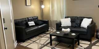 Charming furnished 2br 2nd Floor Apartment in Wilmington Gallery 26