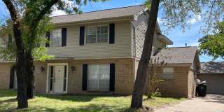 Bryan - 4 Bedroom - 2 bath - 2 story House with attached garage Gallery 4