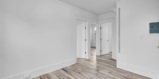 127 Maple Avenue Gallery 8