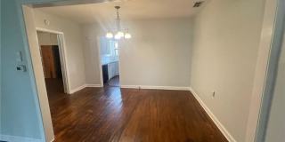 822 East Warren Avenue Gallery 10