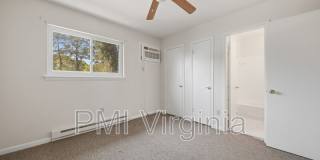 9563 15th Bay St Gallery 20