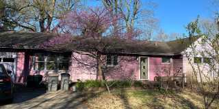 CLOSE TO PURDUE...2 Bedroom 1 1/2 Bath Gallery 1