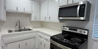 13952 Moorpark St. Gallery 6
