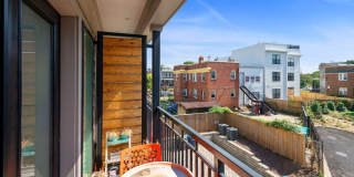 509 FRANKLIN Street NE Gallery 27