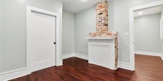 1944 JACKSON Avenue Gallery 11
