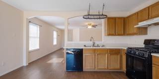 Delightful & Convenient 3 Bedroom, 2 Bath Home in Pflugerville Gallery 9