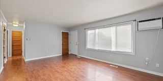 1405/1407 Marshall Ave. Gallery 3