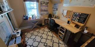 AVAILABLE JUNE 1st 2026 - 3 Bed 2 Bath Spacious Home near Campus Gallery 12